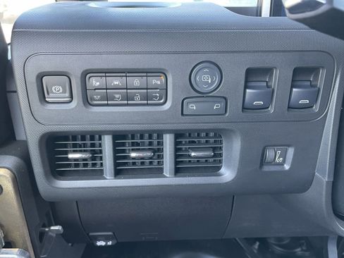 Used 2024 Chevrolet Brightdrop 400 w/ Commercial Equipment Package AWD/4WD image 26