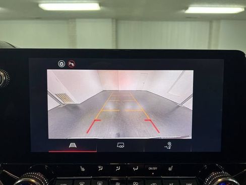 Certified 2026 GMC Canyon Elevation w/ Convenience Package AWD/4WD image 15