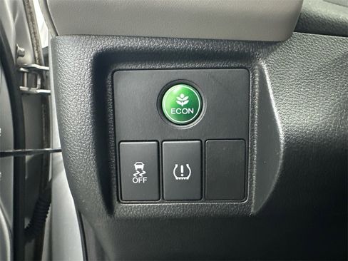 Used 2016 Honda HR-V EX-L image 33