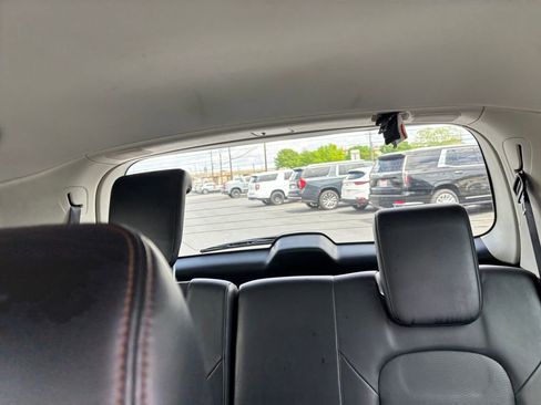 Used 2024 INFINITI QX80 Luxe image 19