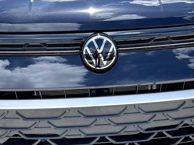 Used 2026 Volkswagen Taos S FWD image 30