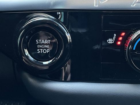 New 2026 Nissan Pathfinder SL image 35