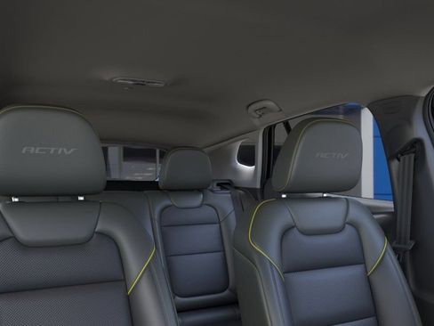 New 2026 Chevrolet Trax ACTIV w/ Driver Confidence Package FWD image 24