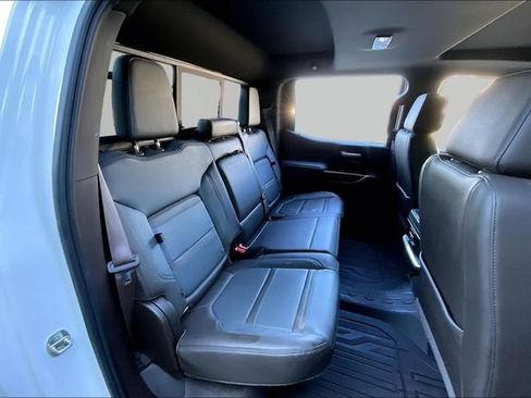 Used 2019 GMC Sierra 1500 Denali w/ Denali Ultimate Package AWD/4WD image 17