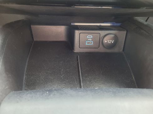 Certified 2022 Ford Escape SE w/ SE Sport Appearance Package AWD/4WD image 26