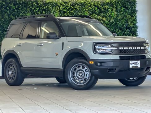 Certified 2021 Ford Bronco Sport Badlands w/ Badlands Package AWD/4WD image 1