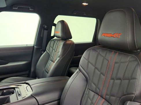 Used 2025 Nissan Armada PRO-4X image 21