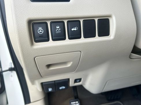 Used 2018 Nissan Murano Platinum w/ Cargo Package image 18