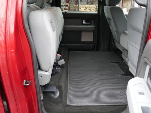 Used 2013 Ford F150 XLT w/ Luxury Equipment Group image 26