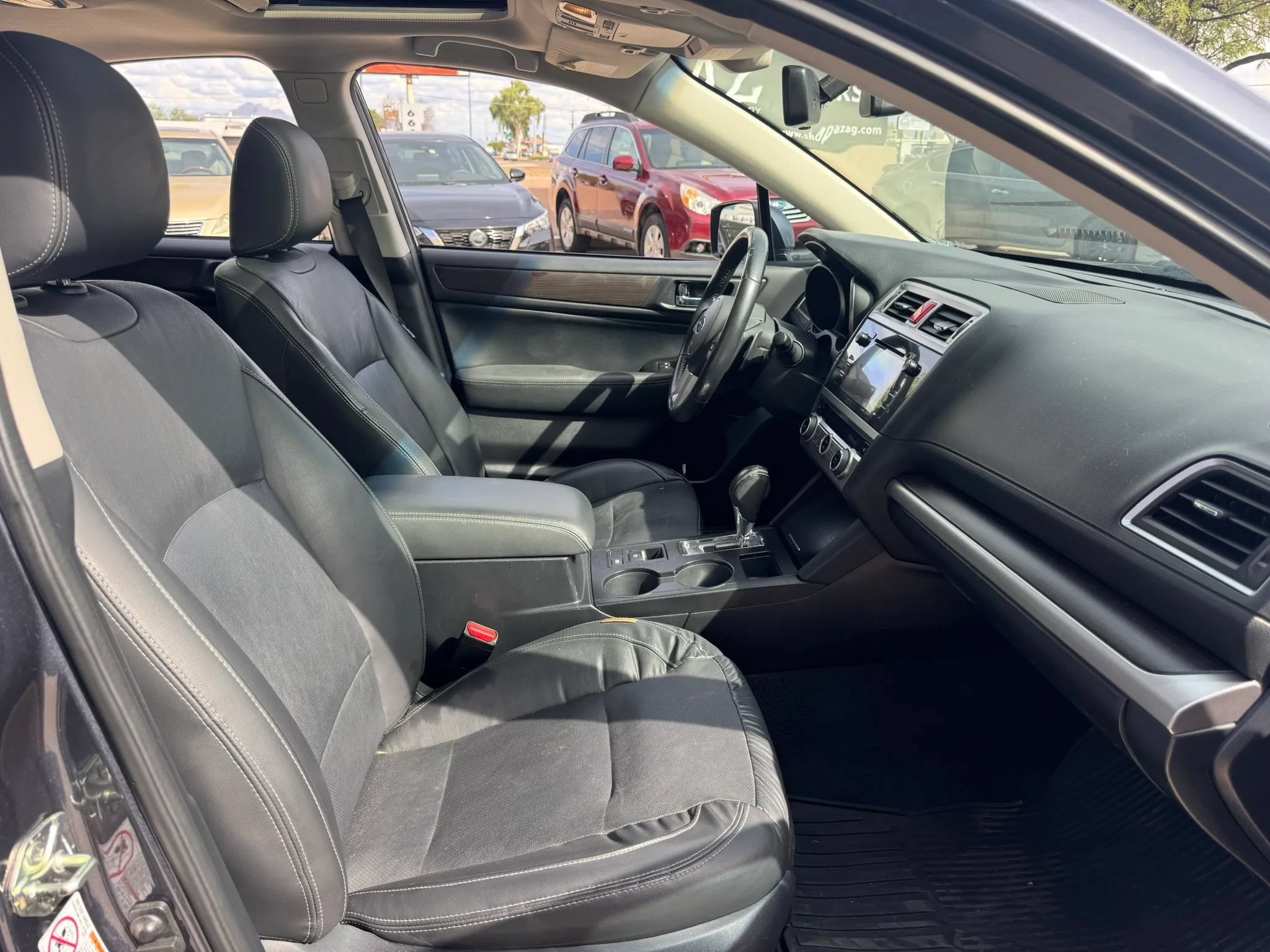 Used 2017 Subaru Legacy 2.5i Limited AWD/4WD image 28
