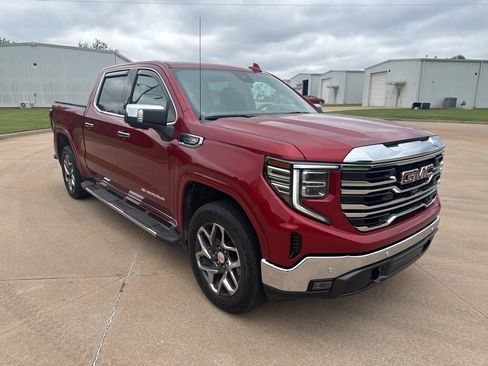 Used 2024 GMC Sierra 1500 SLT w/ SLT Premium Plus Package AWD/4WD image 5
