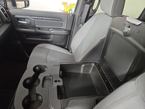 Used 2024 RAM 2500 Big Horn w/ Bed Utility Group image 28