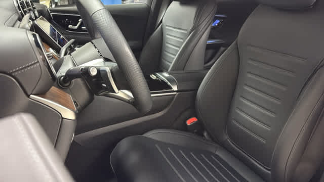 Certified 2026 Mercedes-Benz GLC 300 4MATIC image 27