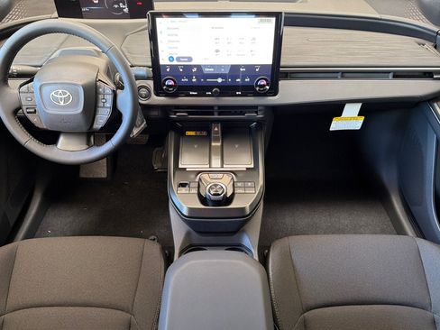 New 2026 Toyota C-HR AWD/4WD image 9