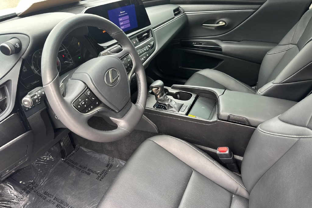 Certified 2024 Lexus ES 350 w/ Premium Package FWD image 10