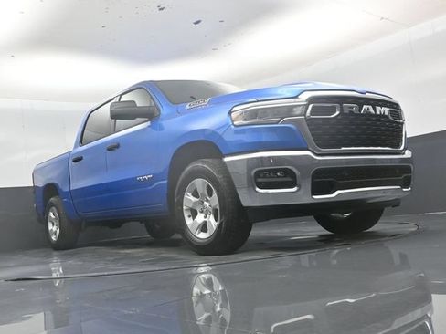 New 2026 RAM 1500 4x4 Crew Cab image 45