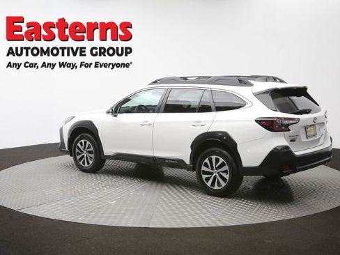 Used 2024 Subaru Outback Premium AWD/4WD image 62
