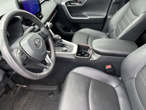 Used 2024 Toyota RAV4 Limited w/ Advanced Technology Package AWD/4WD image 11