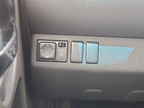Used 2010 Nissan Xterra S AWD/4WD image 15