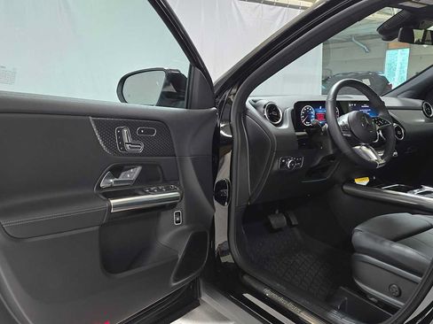 Used 2026 Mercedes-Benz GLA 250 4MATIC image 19