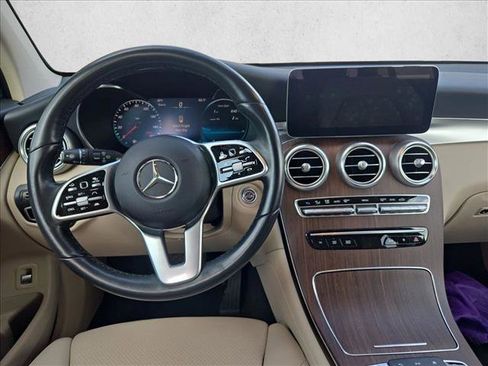 Certified 2022 Mercedes-Benz GLC 300 4MATIC image 17