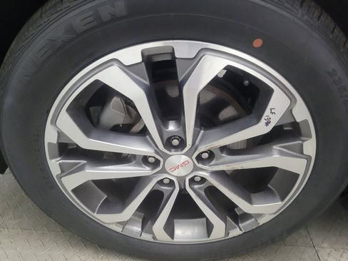 Used 2018 GMC Terrain SLT w/ Preferred Package FWD image 31