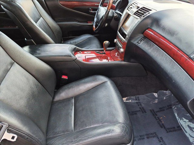 Used 2012 Lexus LS 460 w/ Luxury Value Edition RWD image 20