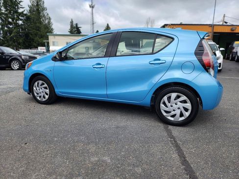 Used 2015 Toyota Prius C Two FWD image 9