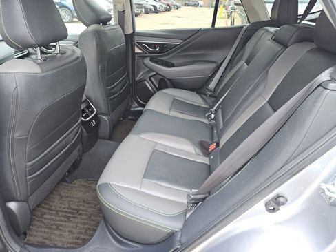 Used 2025 Subaru Outback Onyx Edition AWD/4WD image 28