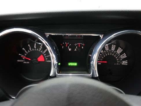 Used 2007 Ford Mustang GT Premium RWD image 9