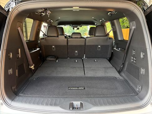 Used 2025 Nissan Armada PRO-4X AWD/4WD image 38