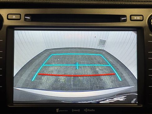 Used 2019 Toyota Highlander XLE image 39