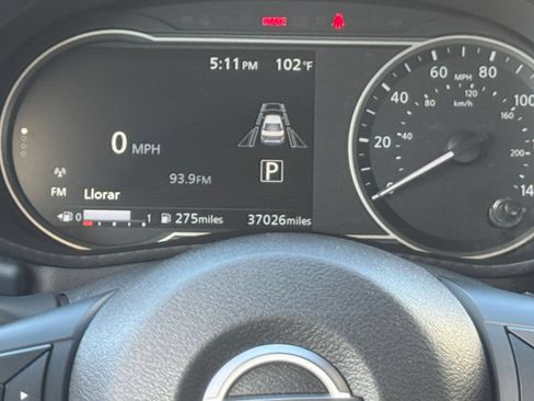 Used 2025 Nissan Versa SV w/ Trunk Package FWD image 34