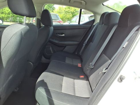 Certified 2023 Nissan Sentra SV FWD image 13