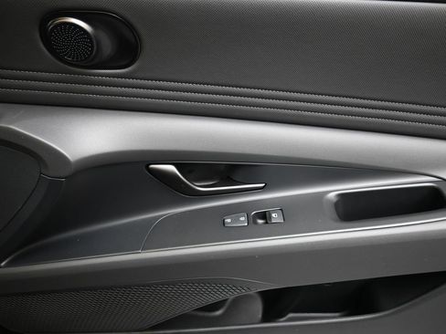 New 2026 Hyundai Elantra SEL Sport image 11