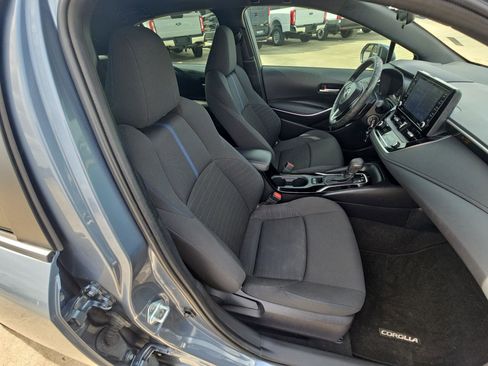 Used 2022 Toyota Corolla SE image 29