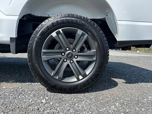 Used 2023 Ford F150 Lariat w/ Equipment Group 502A High image 14