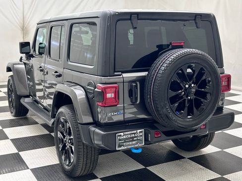 Certified 2023 Jeep Wrangler Unlimited Sahara w/ Cold Weather Group image 5