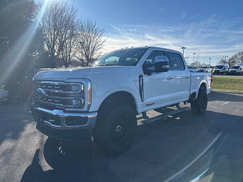 Used 2023 Ford F250 Lariat w/ Lariat Ultimate Package image 1