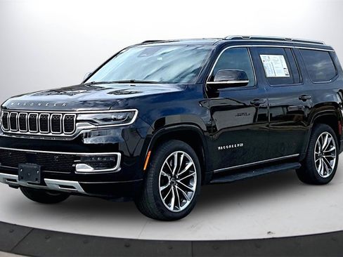 Used 2023 Jeep Wagoneer Series II w/ Premium Group I image 4