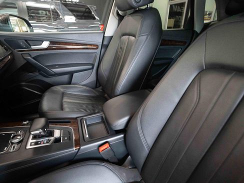 Used 2018 Audi Q5 2.0T Premium Plus AWD/4WD image 10