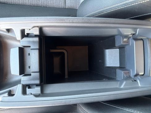 Certified 2023 Nissan Rogue SV image 42