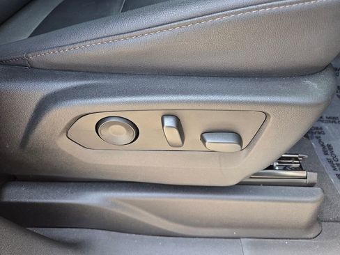 Used 2023 Chevrolet Tahoe LT RWD image 16