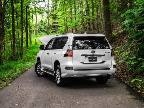 Used 2020 Lexus GX 460 AWD/4WD image 8