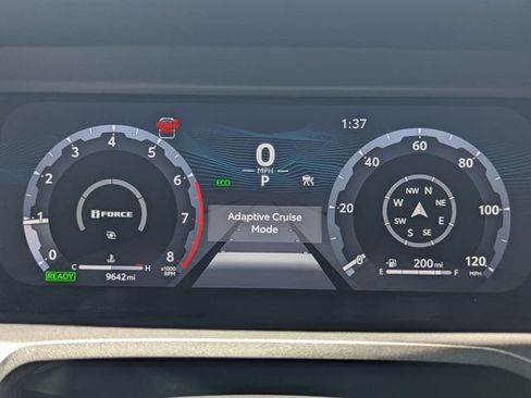 Used 2025 Toyota 4Runner TRD Off-Road Premium AWD/4WD image 23