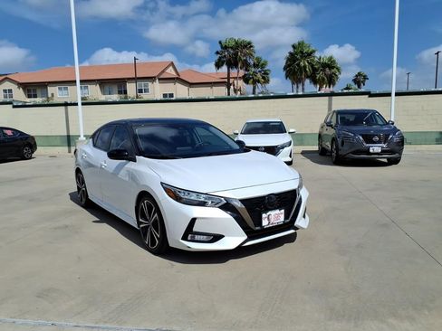 Used 2021 Nissan Sentra SR image 7