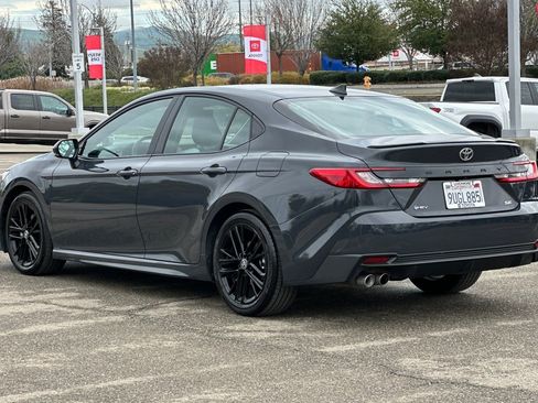 Certified 2025 Toyota Camry SE w/ Convenience Package image 6