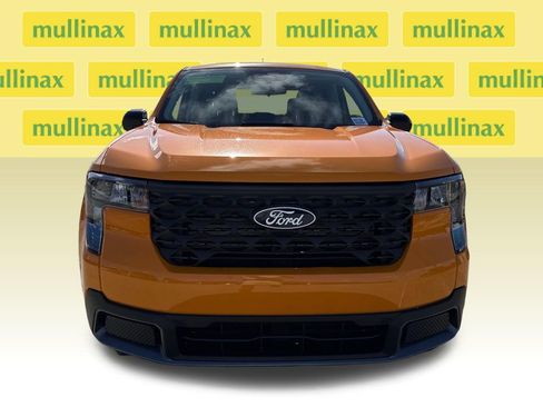 New 2026 Ford Maverick XLT w/ XLT Luxury Package FWD image 11