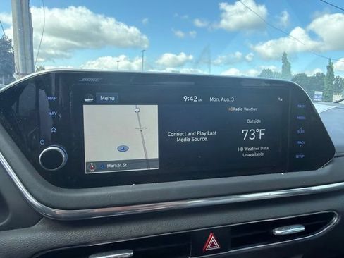 Used 2020 Hyundai Sonata Limited w/ Cargo Package FWD image 14