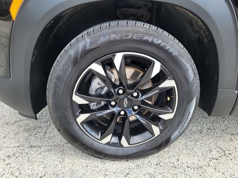 Used 2021 Chevrolet TrailBlazer LT w/ Convenience Package FWD image 28